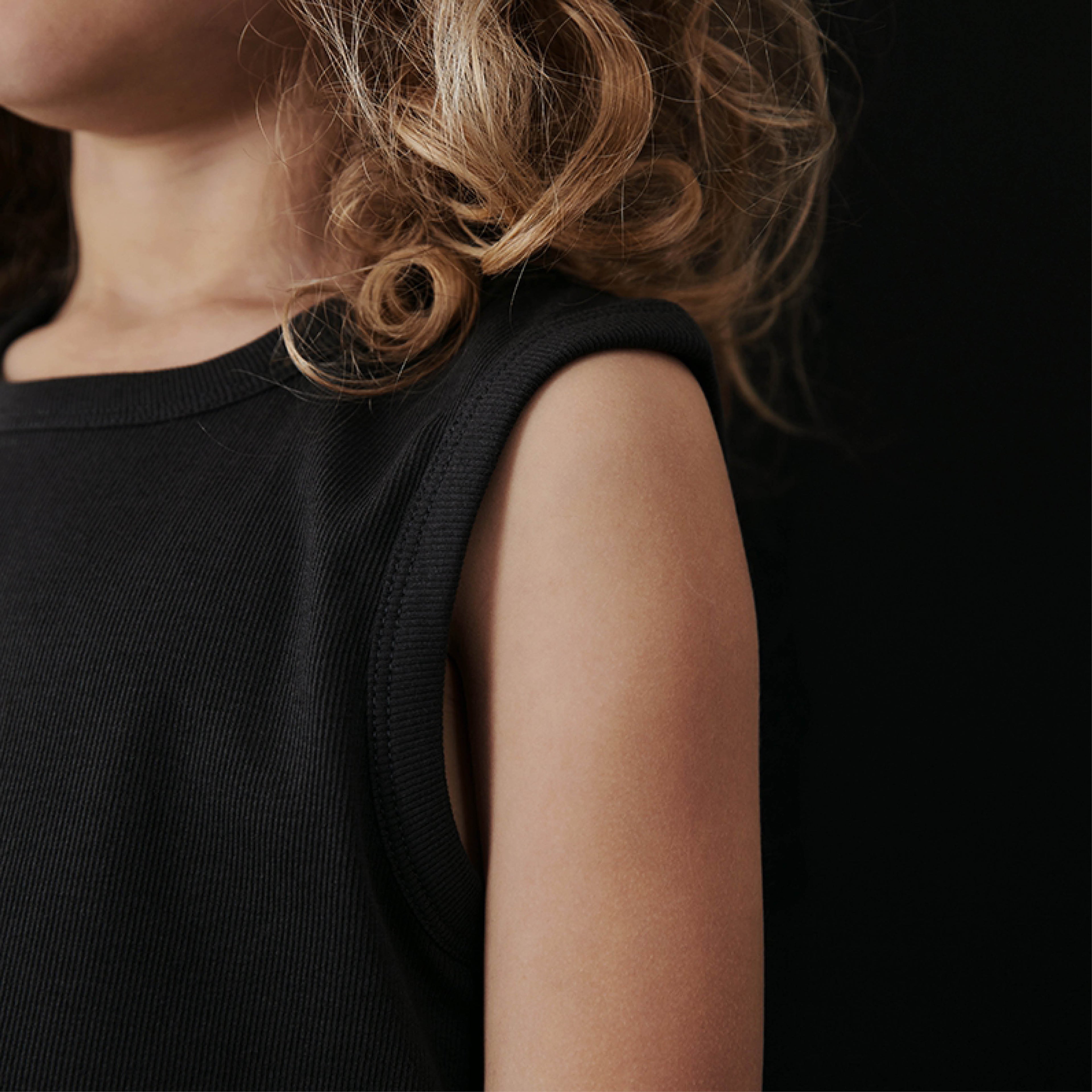 Ärmelloses Top in nearly black - 2er Set