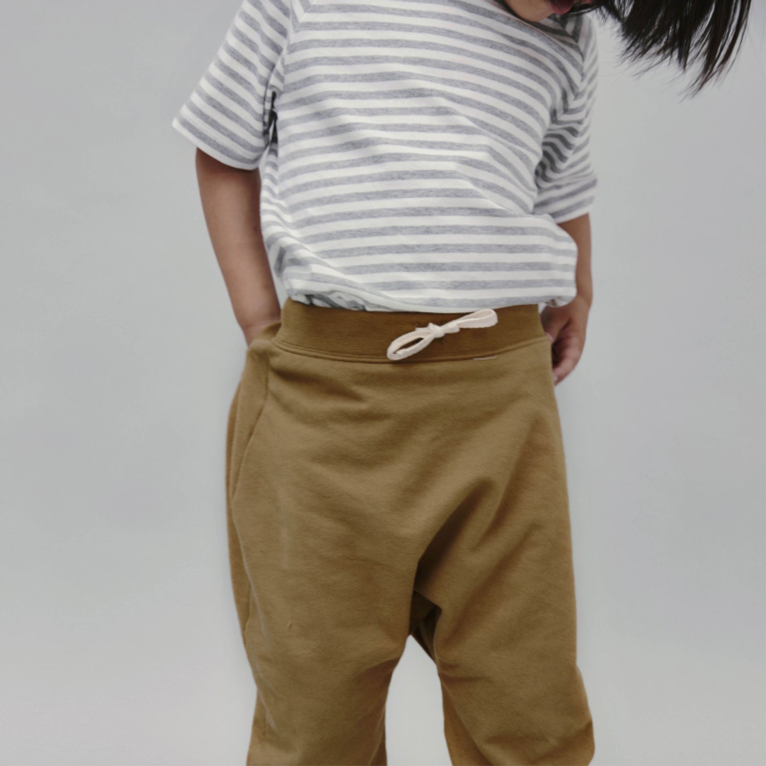 Short-sleeved T-Shirt in brownie/off-white