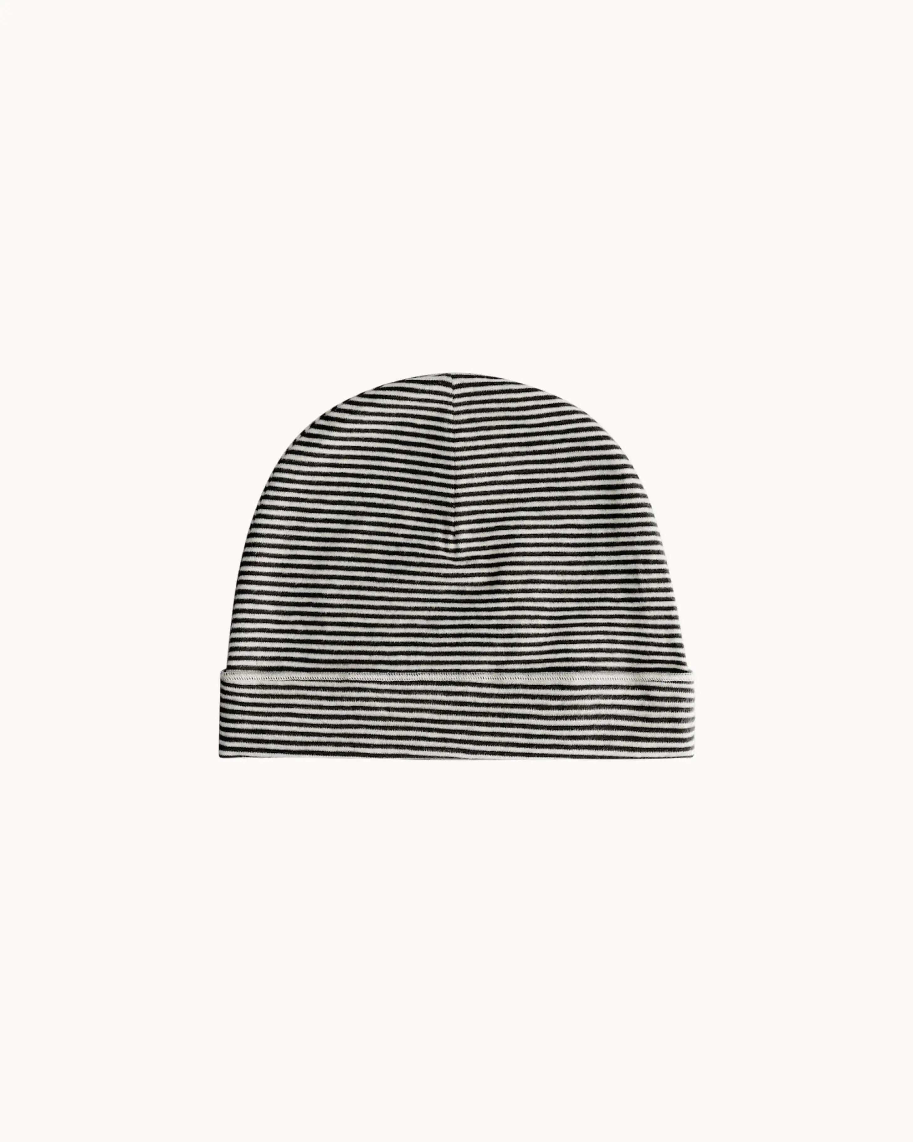 Baby Beanie in pirate black/cream