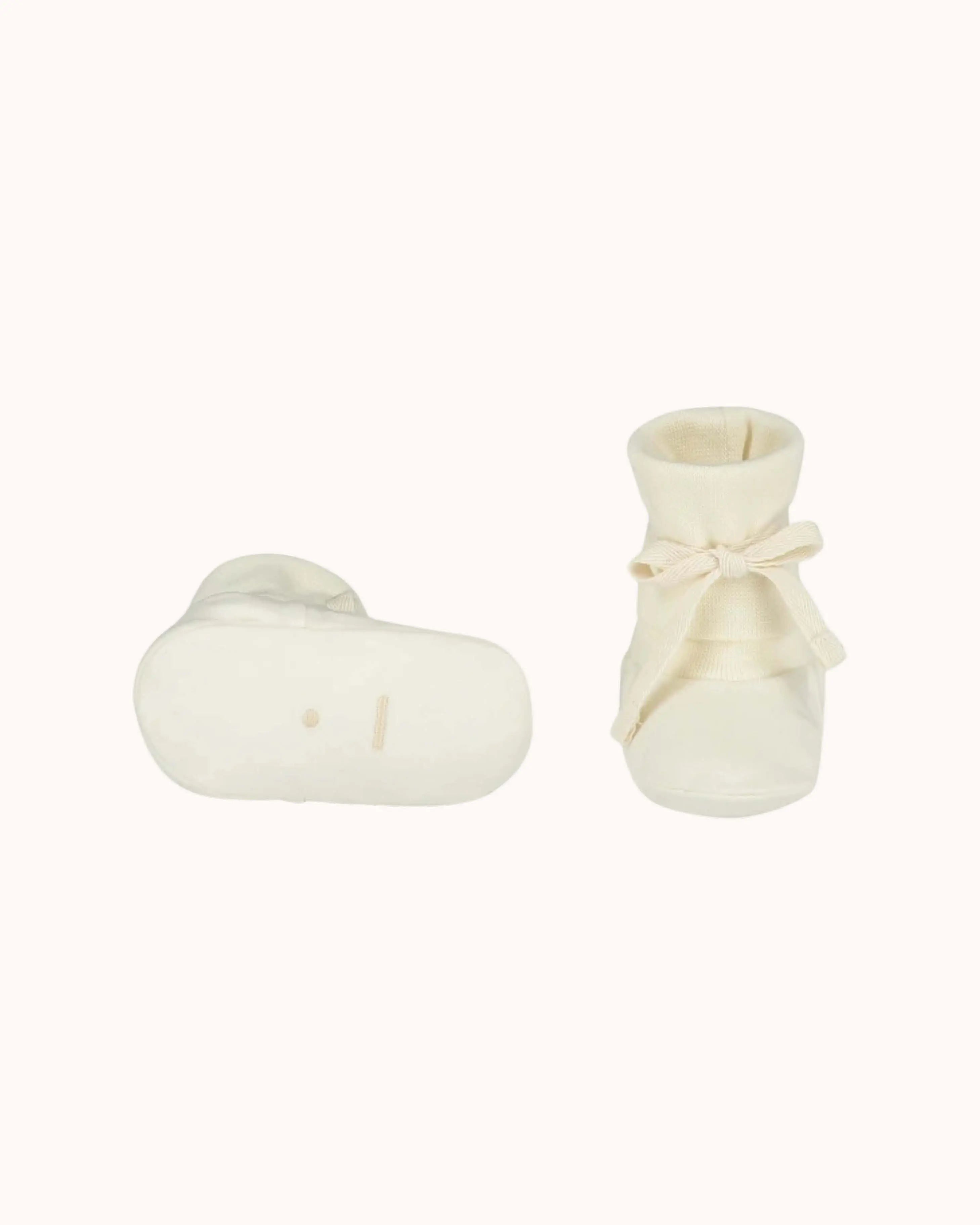 Baby Booties in cream