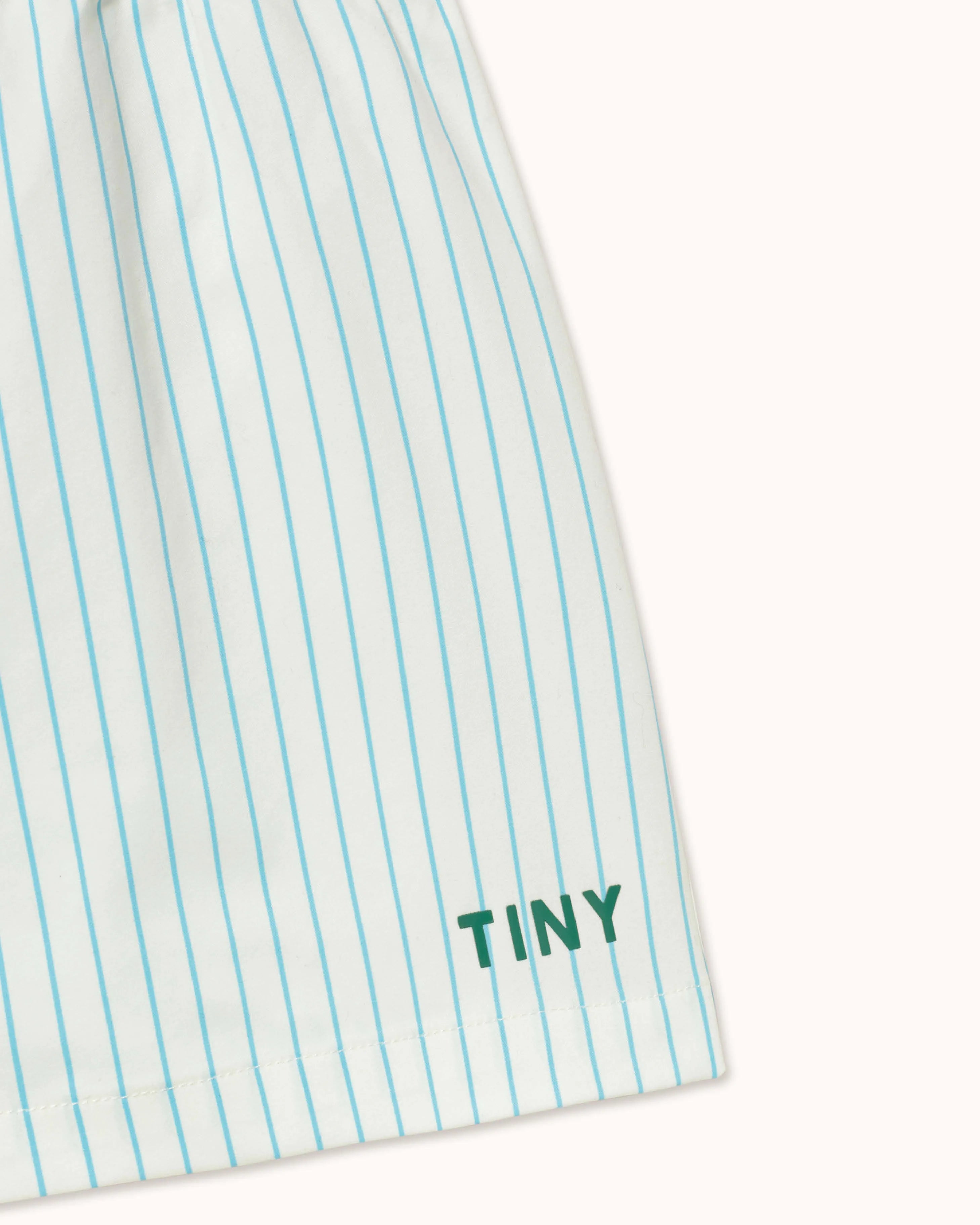 Badeshorts in cyan gestreift