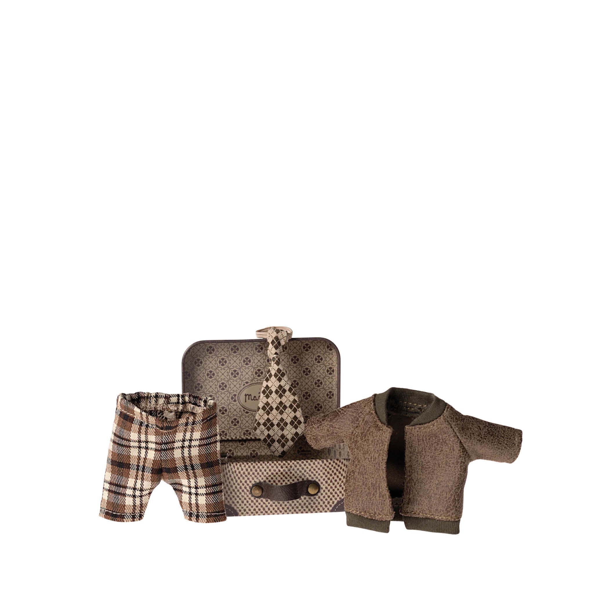 Jacket, Trousers & Tie in Suitcase
