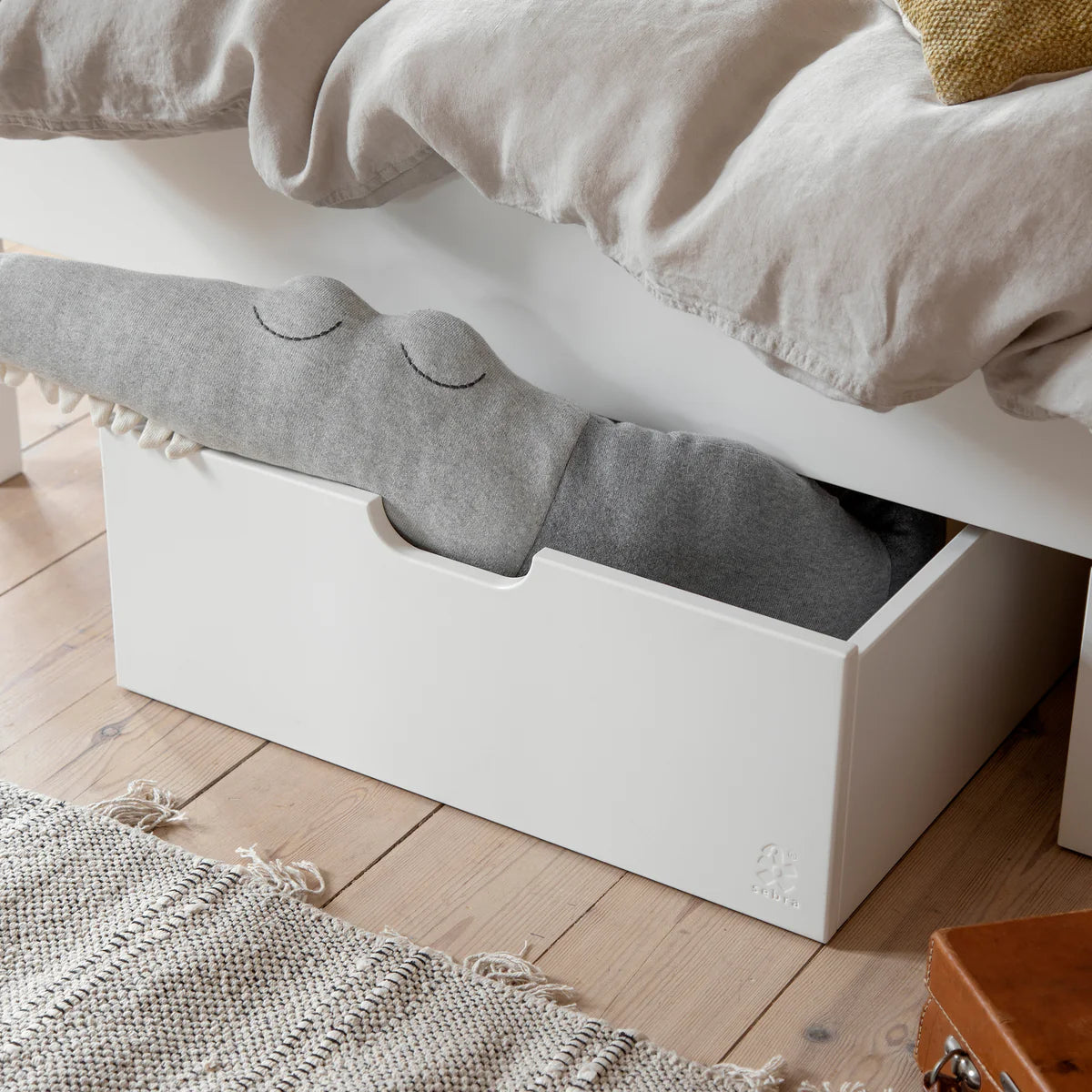 Baby & Junior Bed Drawer in white