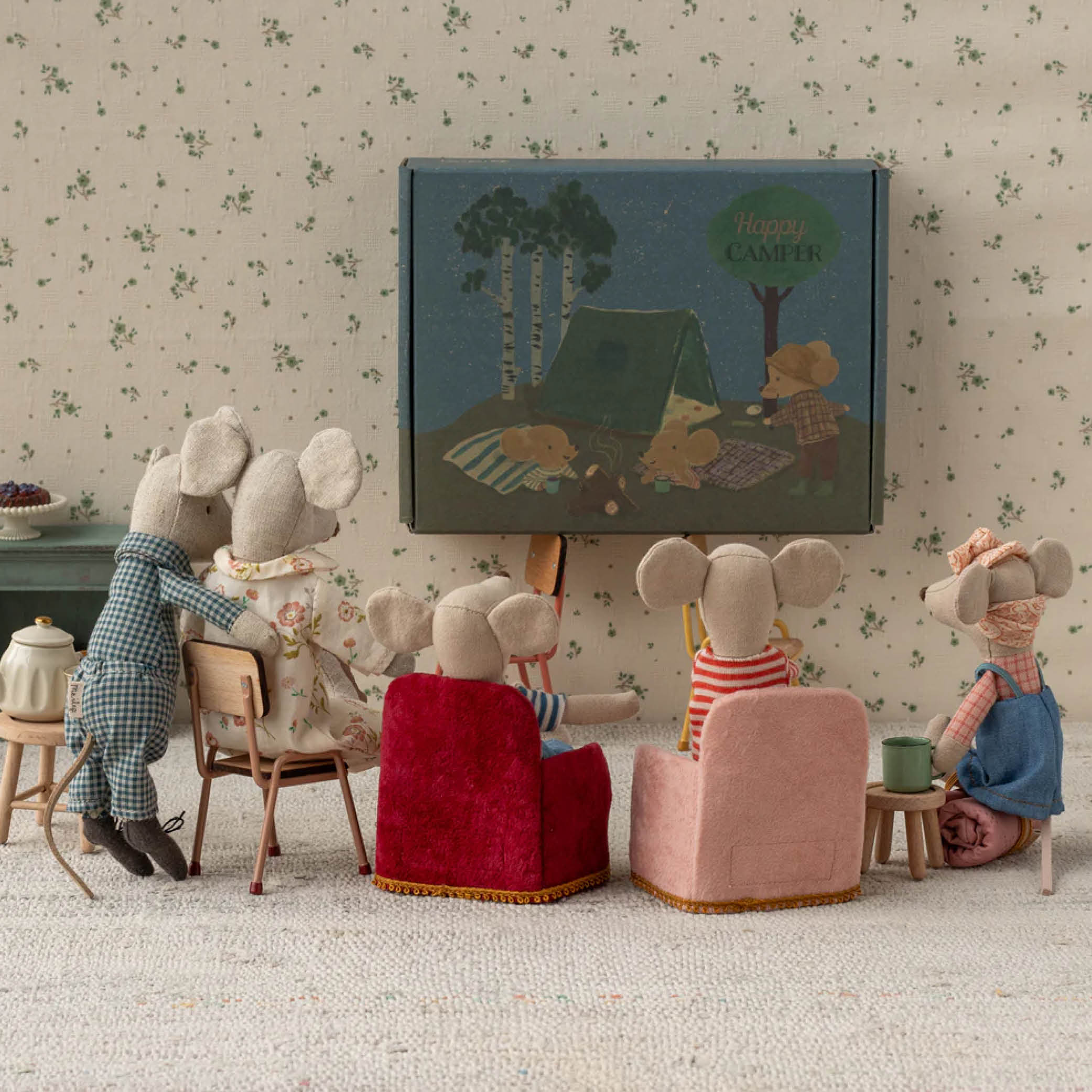 Mice Table & Stool Set