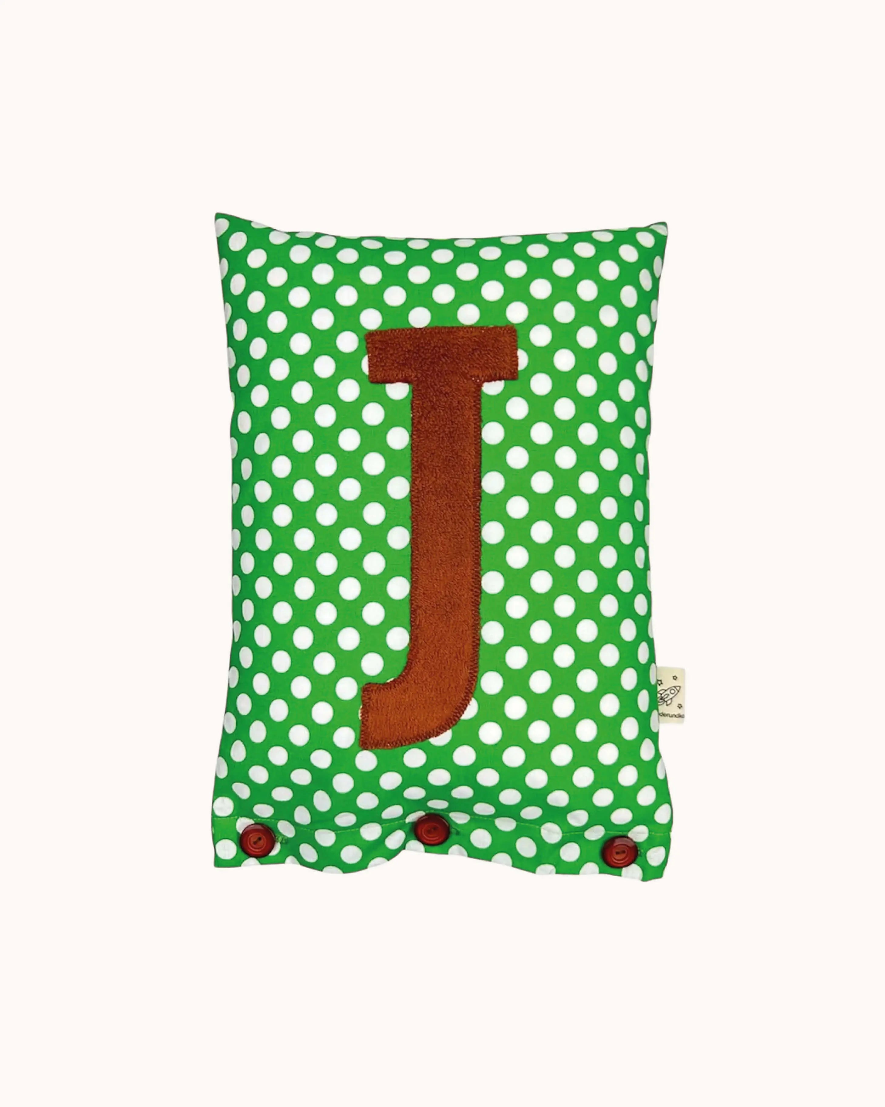 Buchstabenkissen J – Braun auf Grün mit weißen Punkten