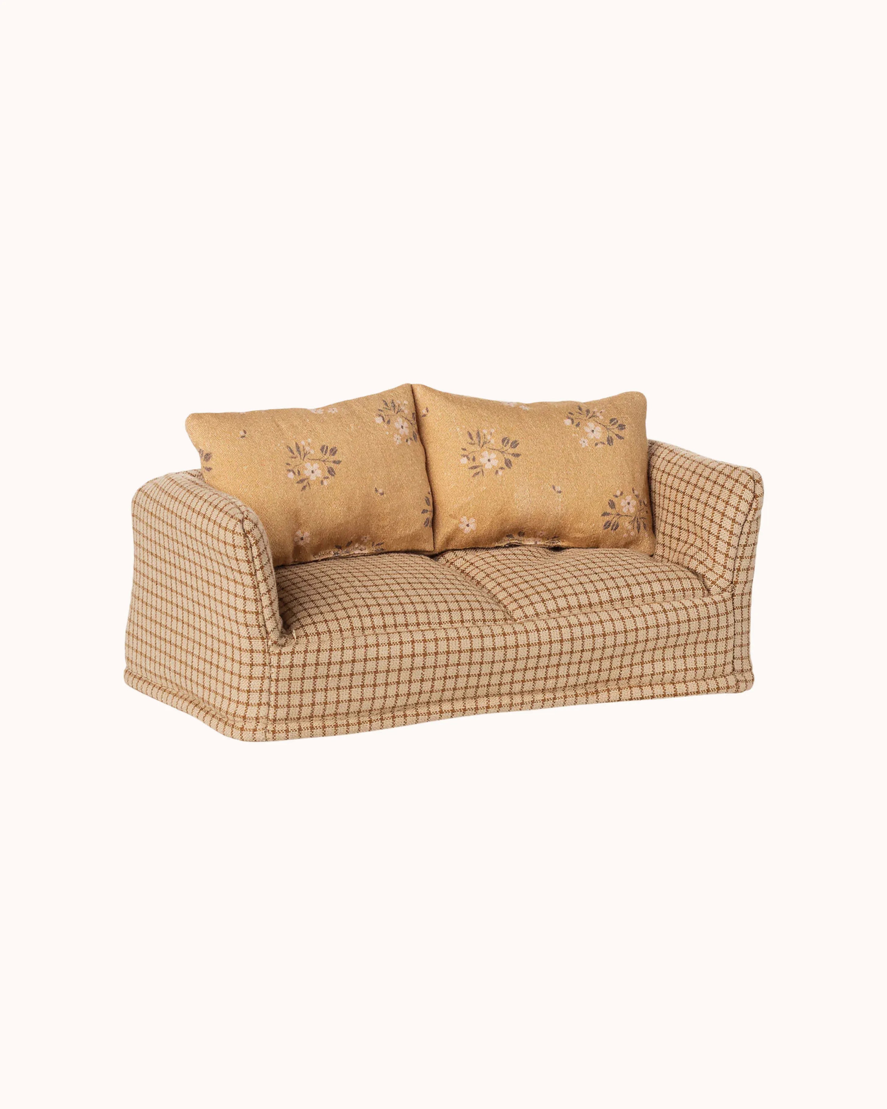 Mice Couch Mable