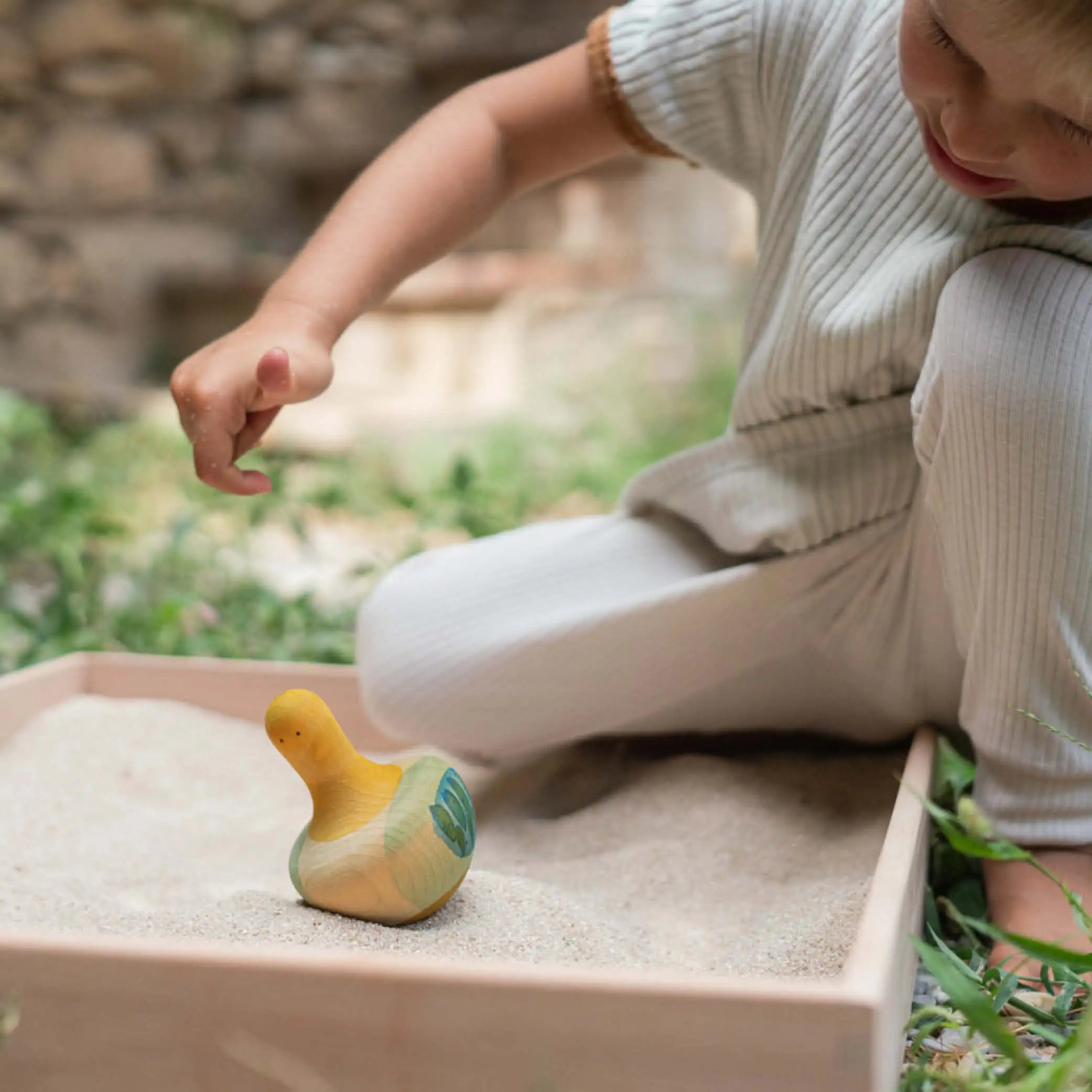 Wooden Spinning Toy Flowing Yellow Bird