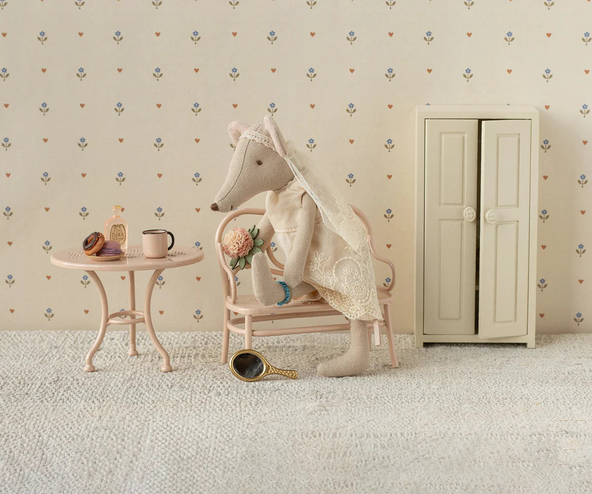 Wedding Dress Mum Mouse