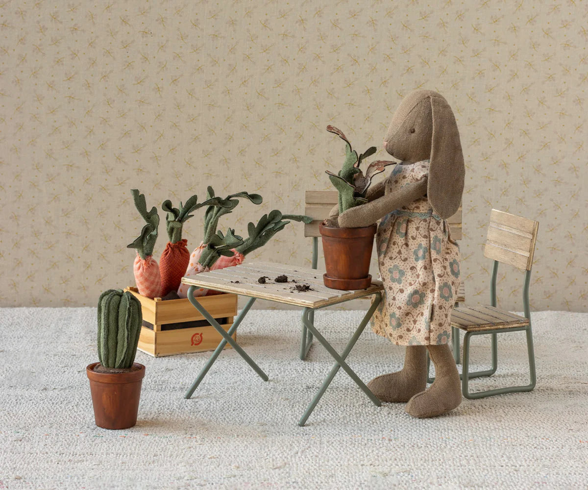 Mice Flower Pot with Plant
