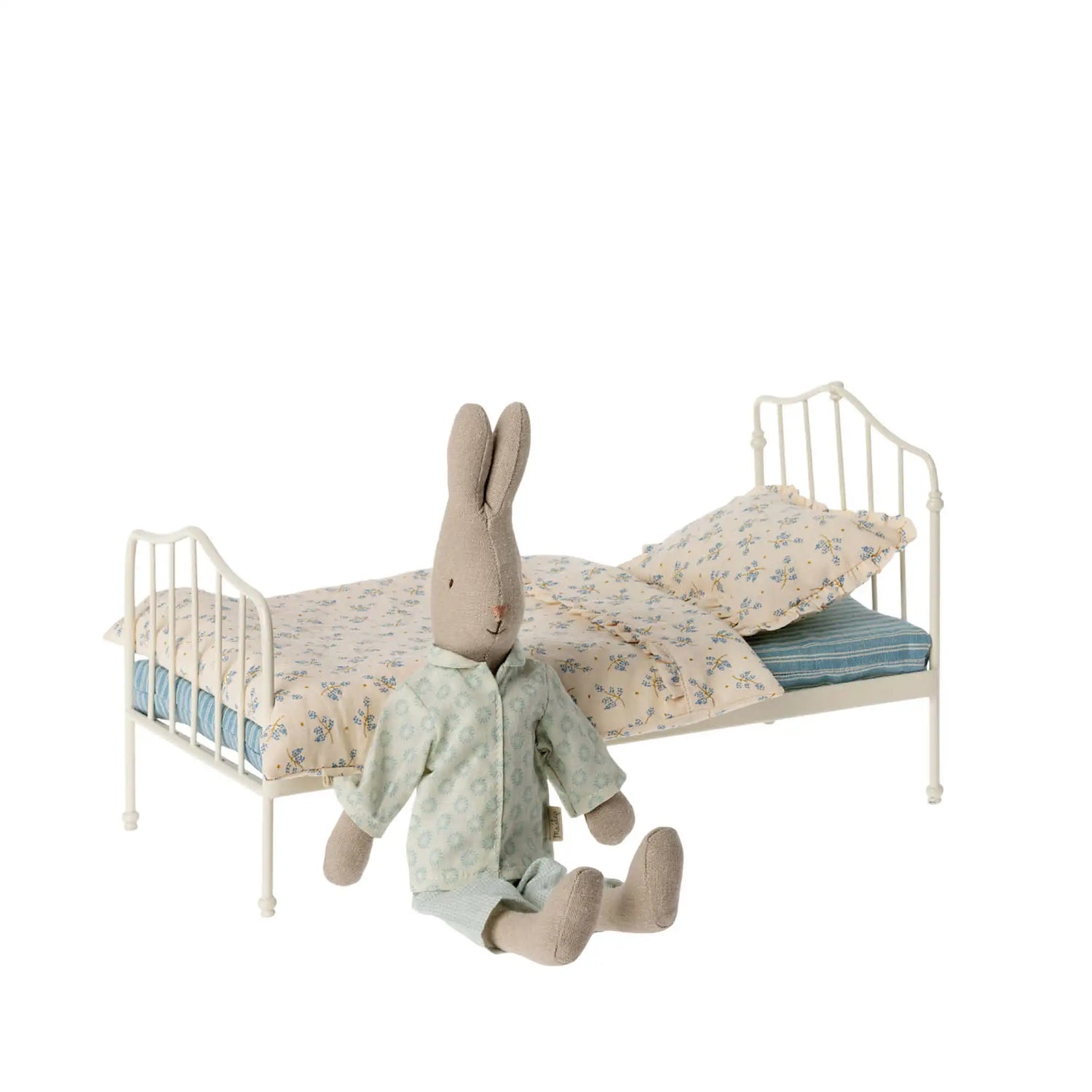 Teddy & Rabbit Bed in blue