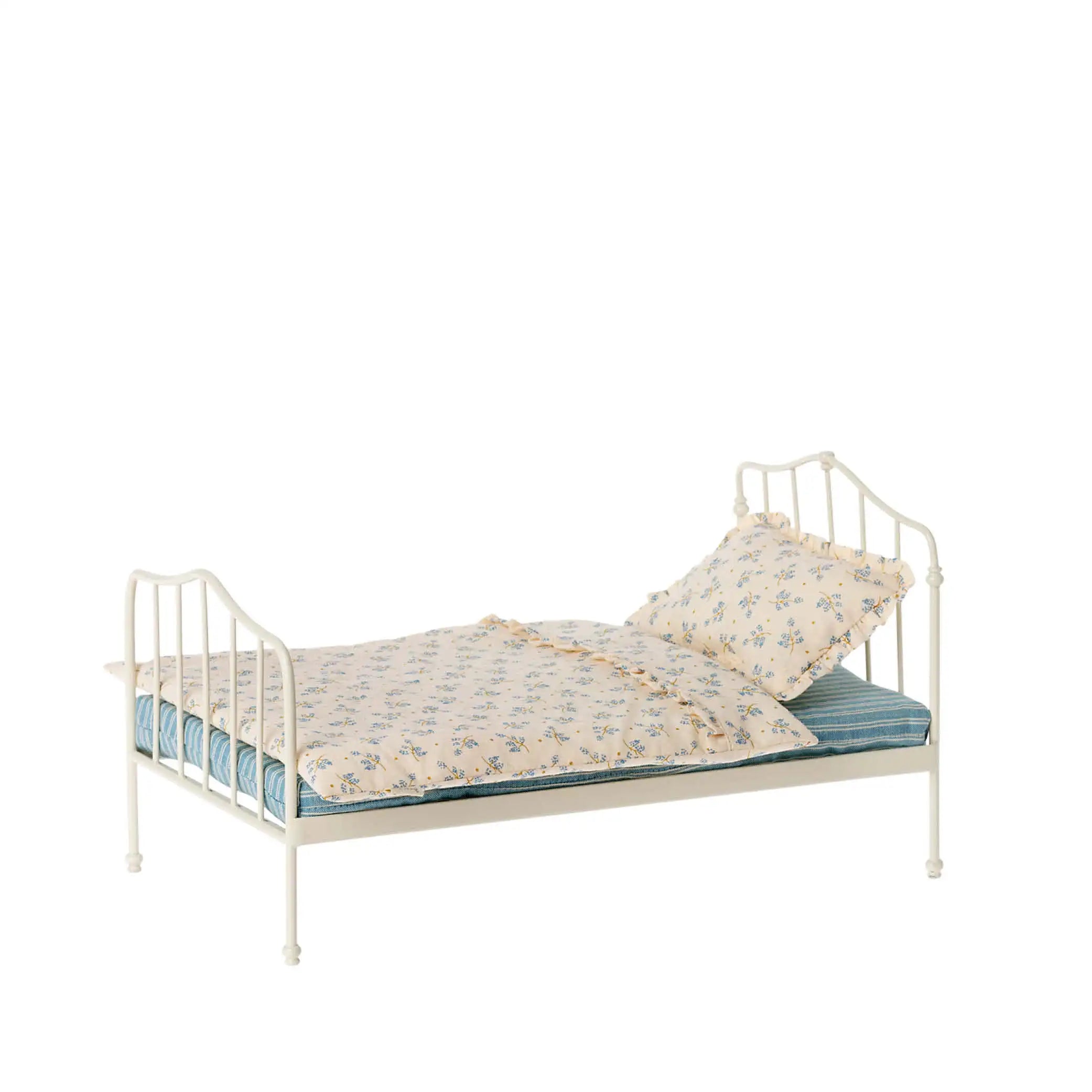Teddy & Hasen Bett in blau