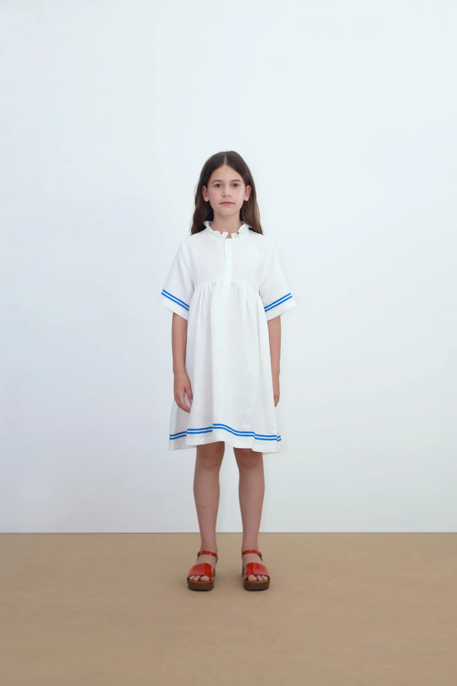 Gestreiftes Rüschenkleid