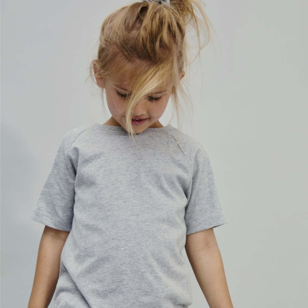 Kurzärmliges T-Shirt in grey melange