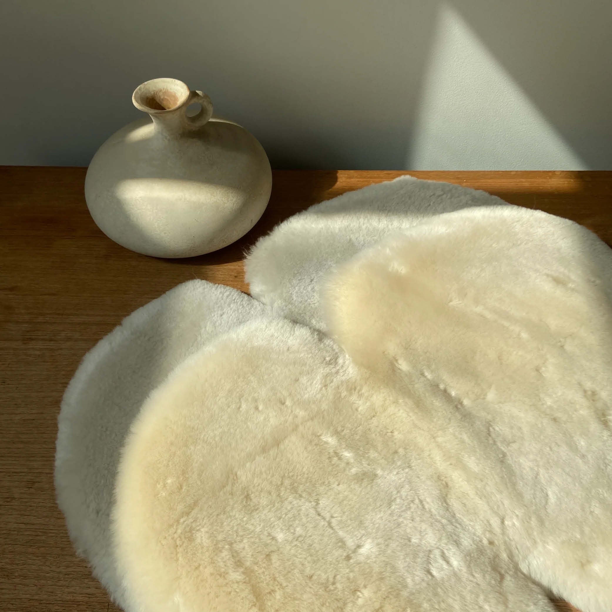 Snuggler Schaffell in milk