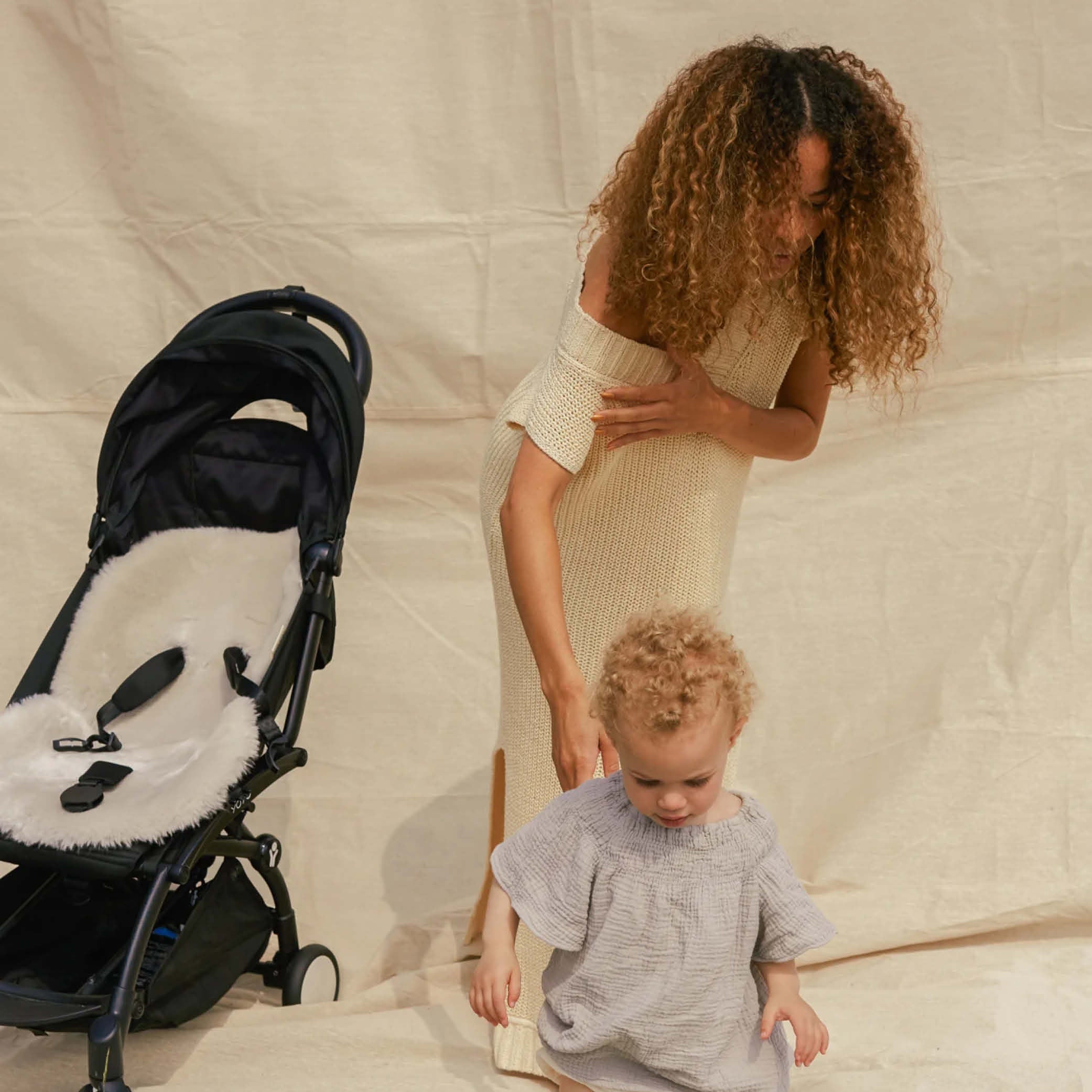 Snuggler Schaffell in moon