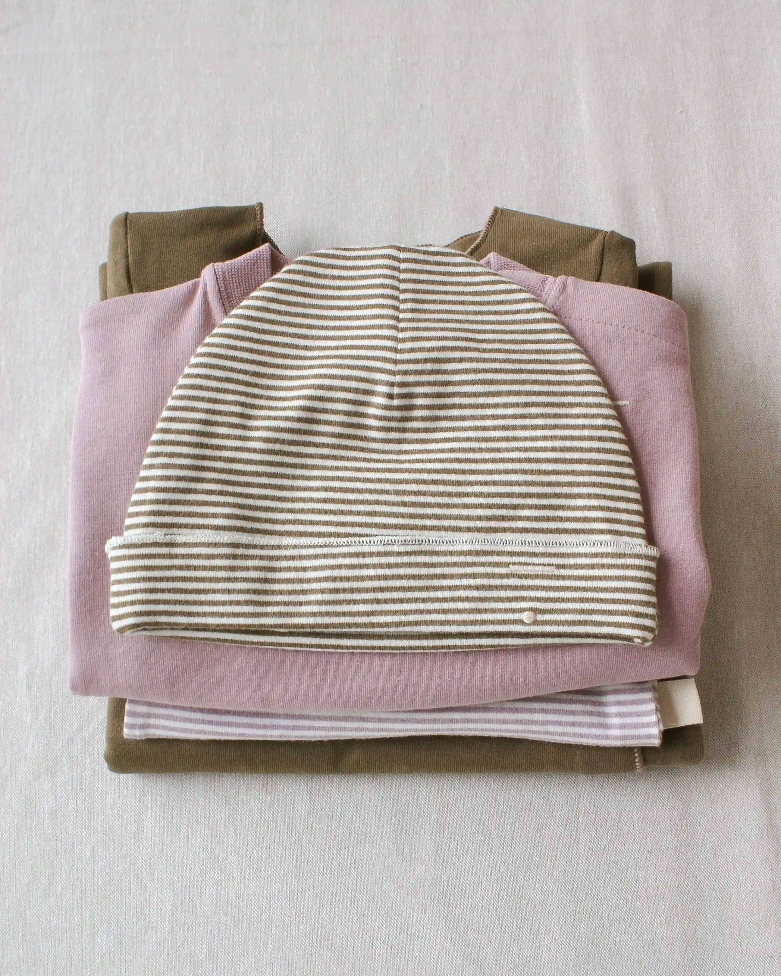 Baby Beanie in woody/cream