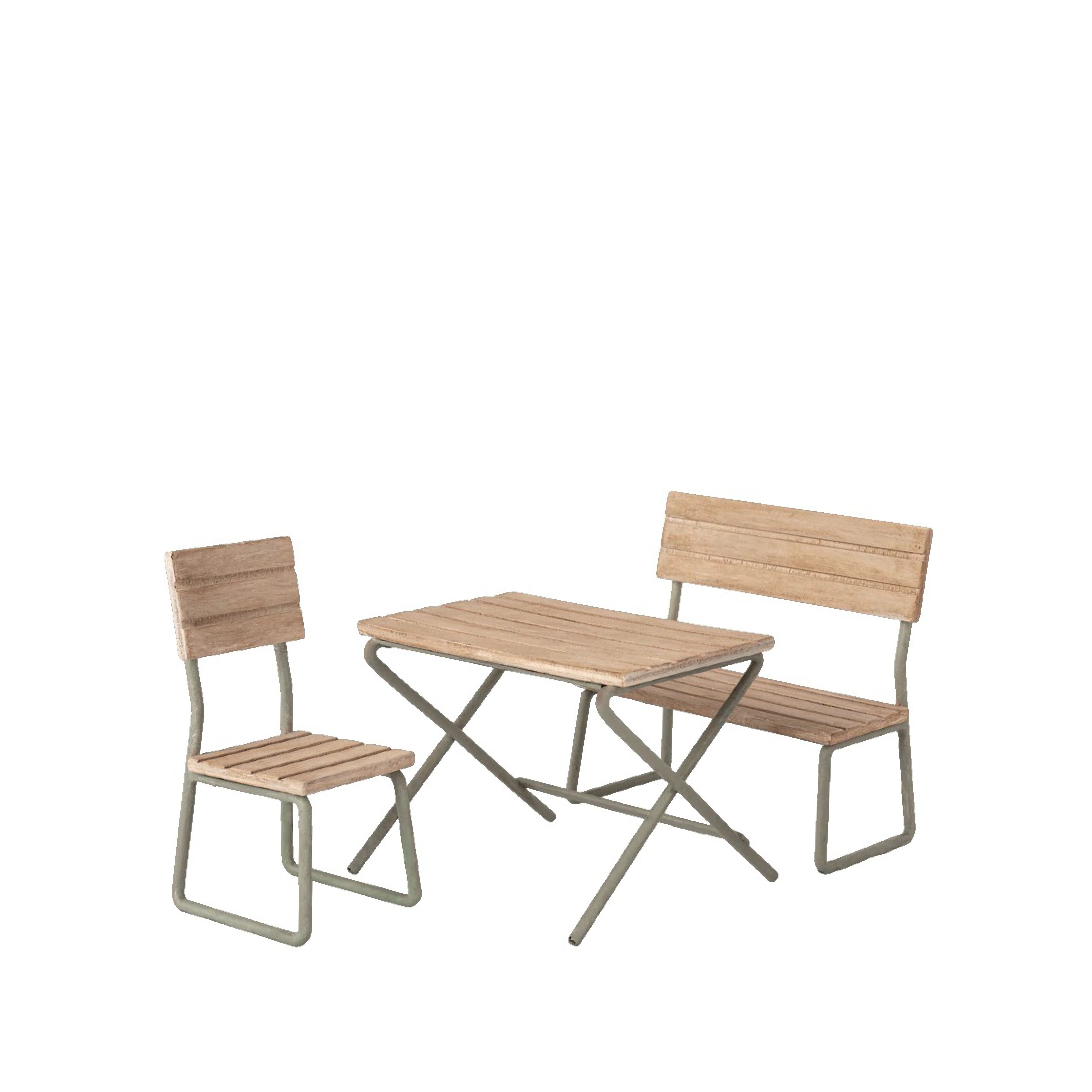 Teddy & Rabbit Garden Set