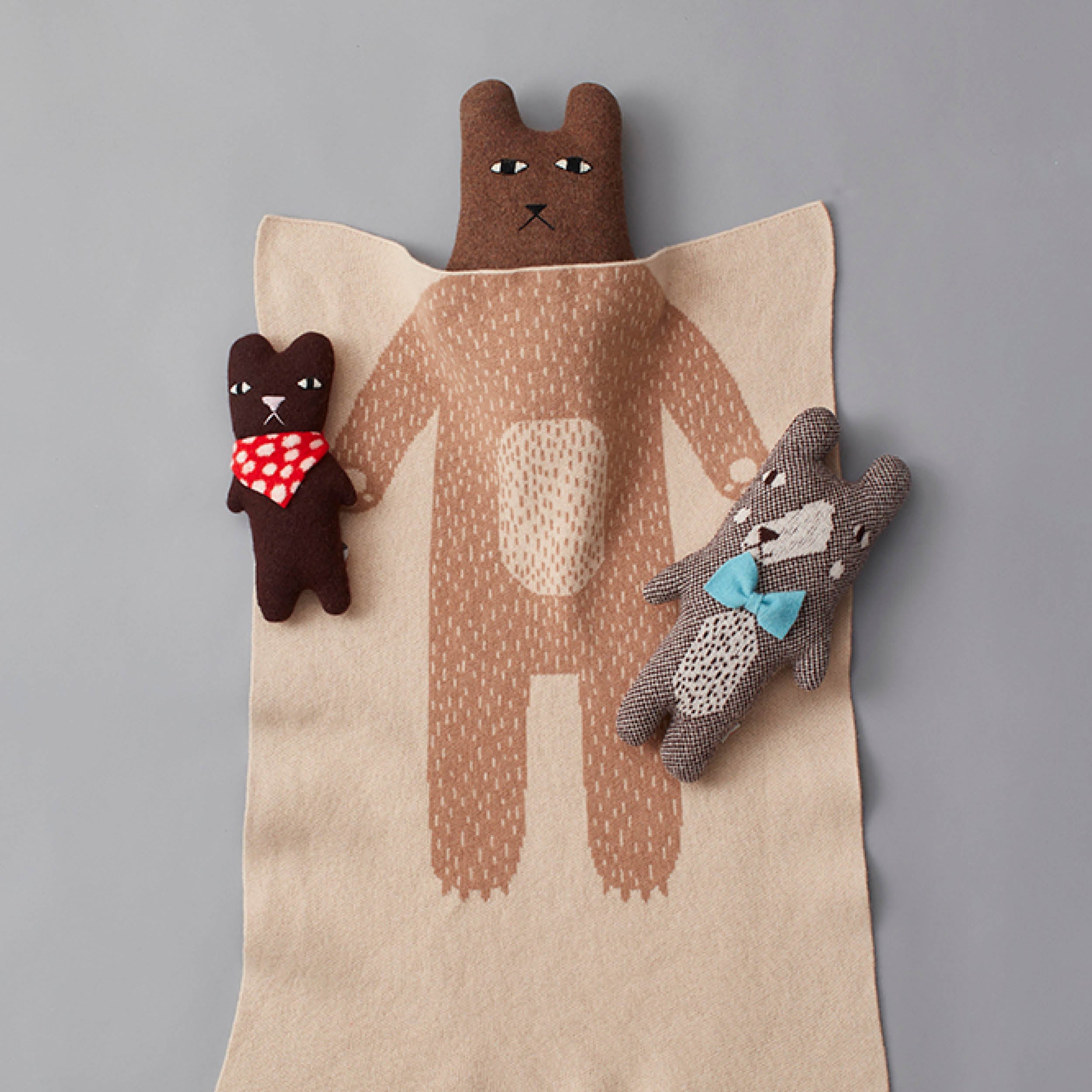 Wolldecke, Bär in oatmeal & brown