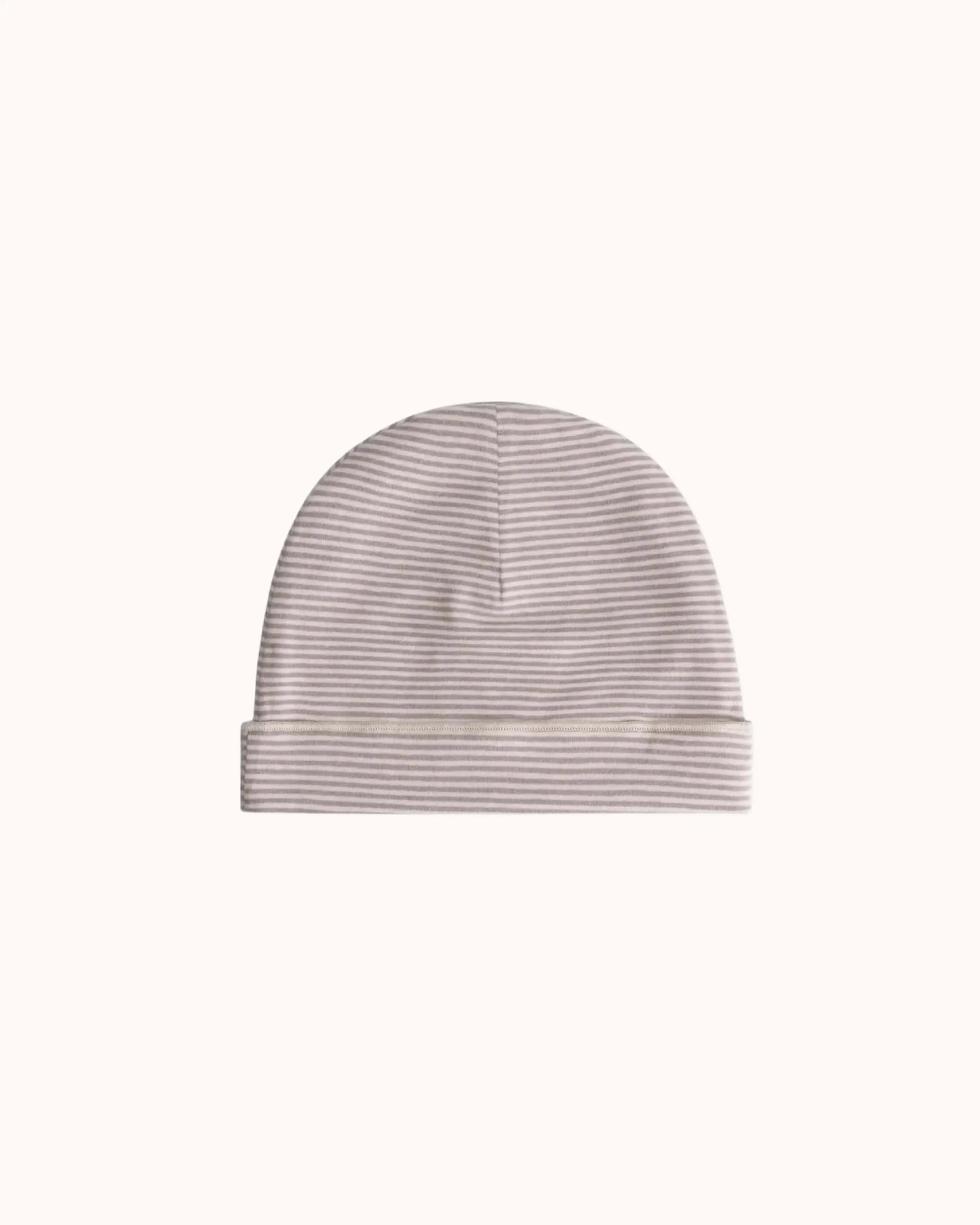 Baby Beanie in berry/cream