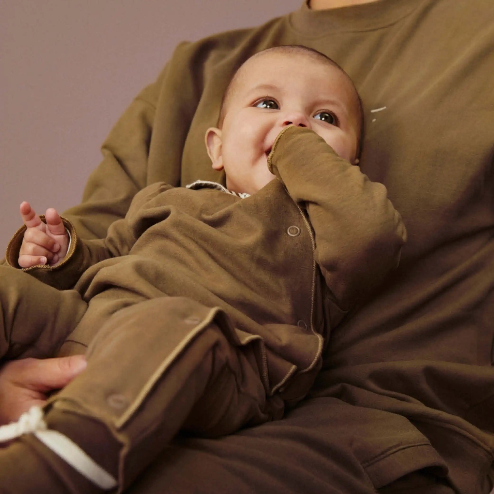 Baby Onesie with Snaps in woody
