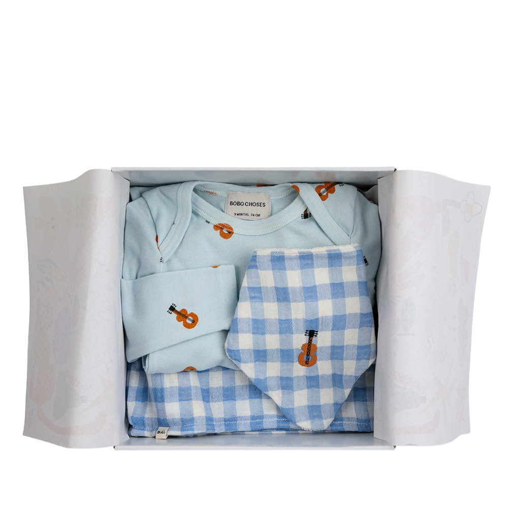 Coffret cadeau pour bébé en mix guitare