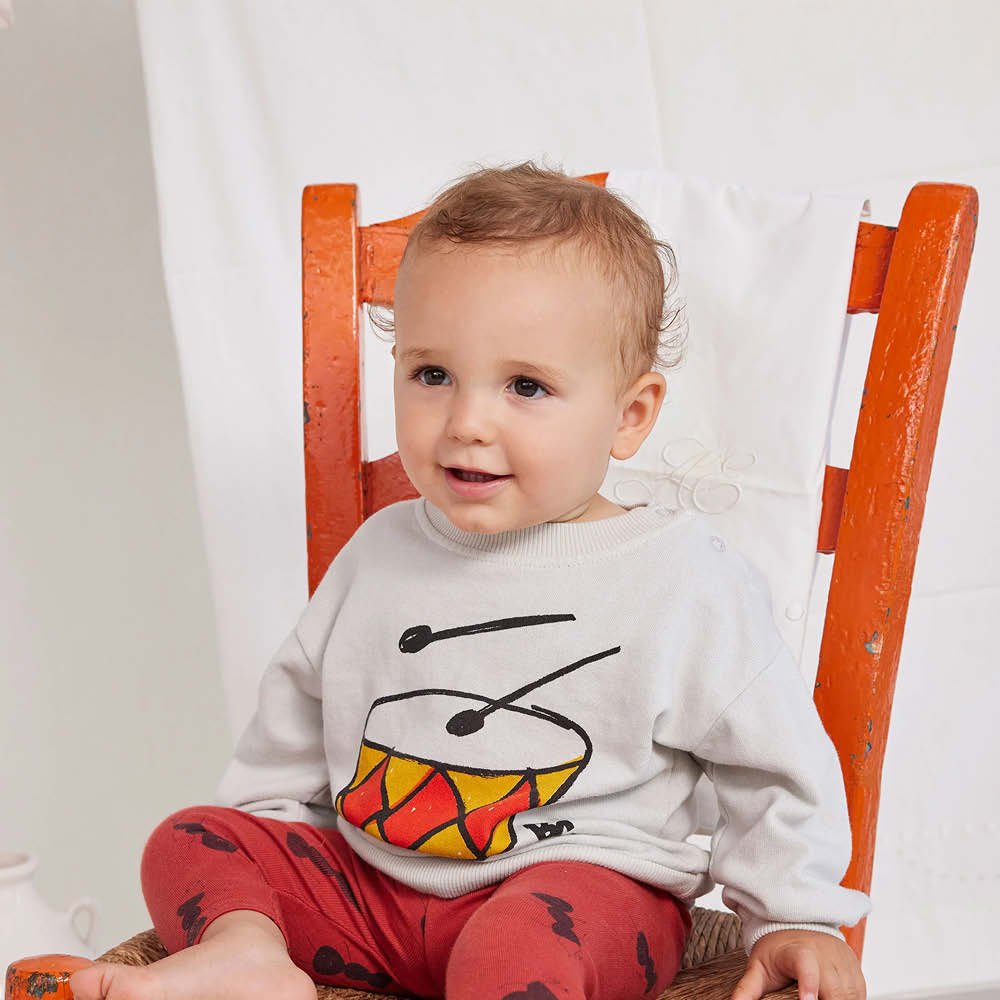 Pull bébé avec tambour