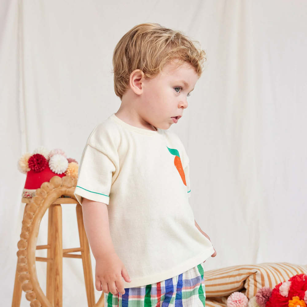T-shirt tricoté pour bébé avec motif tomate