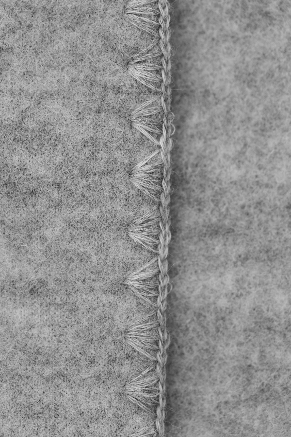 Babydecke aus Wolle in gray melange