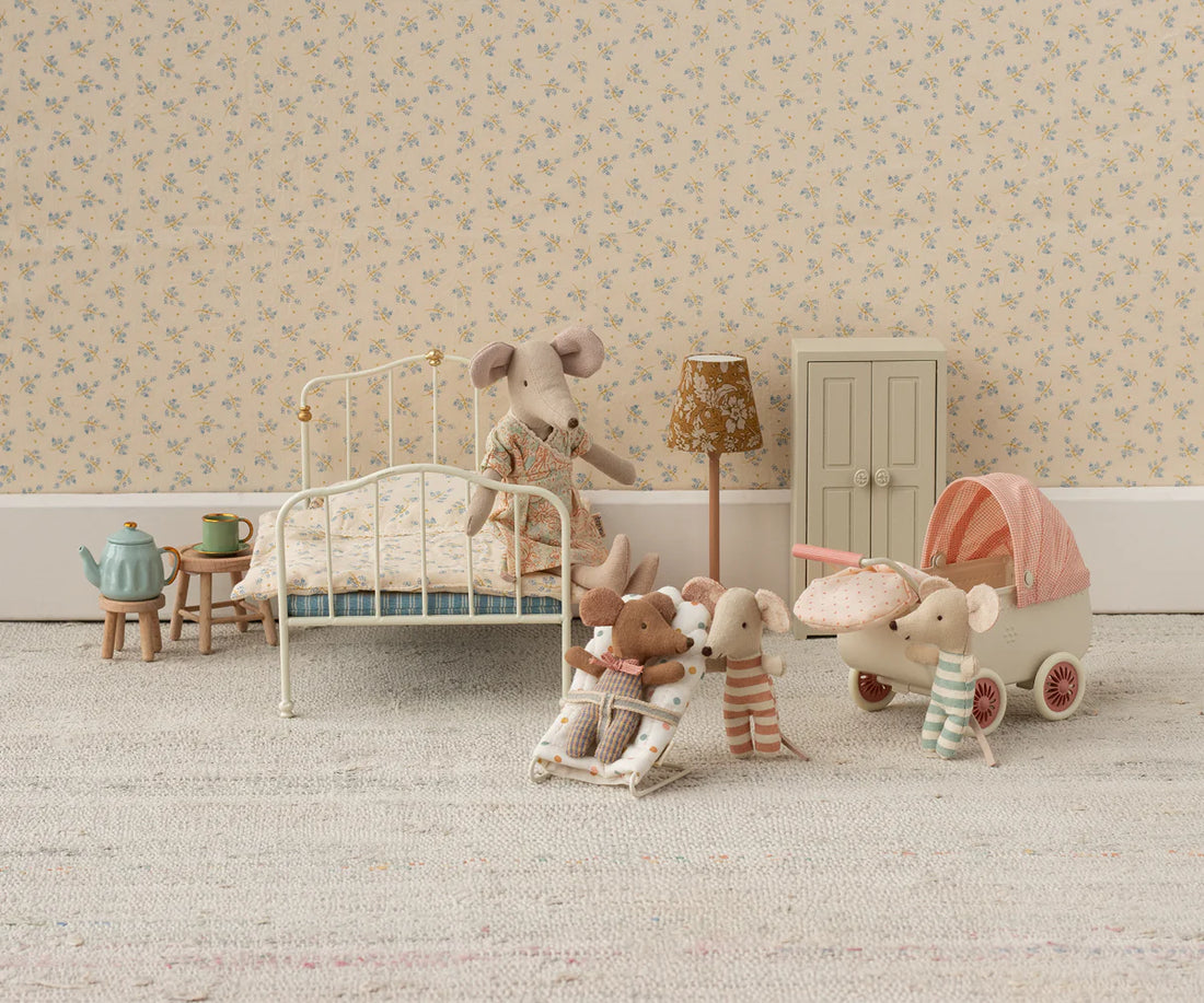 Mice Babysitter multi dots