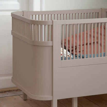 Baby &amp; Junior Bett in jetty beige