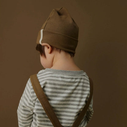 Bonnet in woody