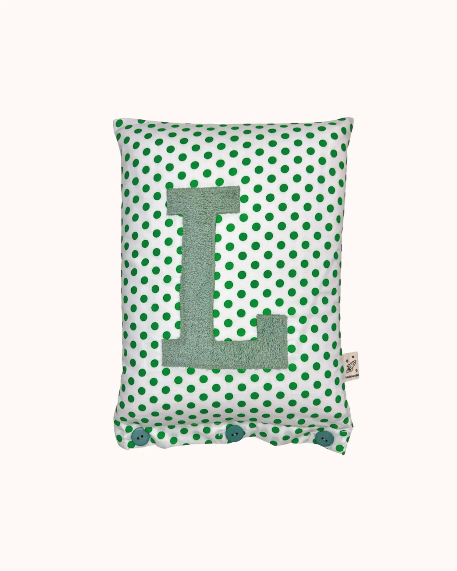 Buchstabenkissen Salbei auf Weiß mit grünen Punkten