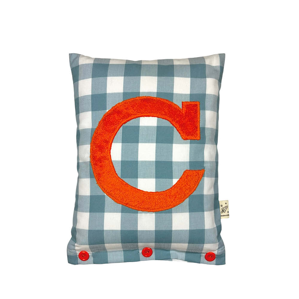 Coussin lettre C, carreaux Vichy orange sur bleu colombe