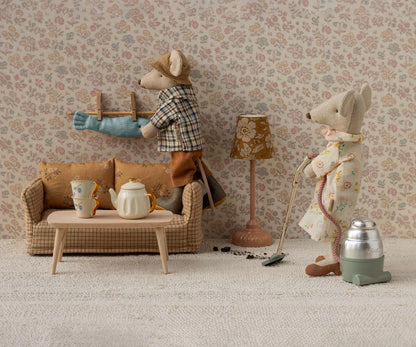 Mäuse Couchtisch eckig