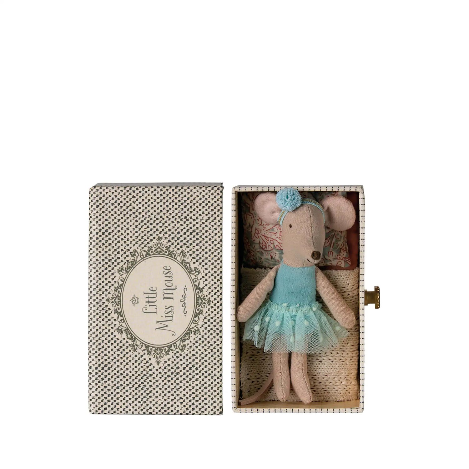 Little Sister Dance Mouse in Daybed