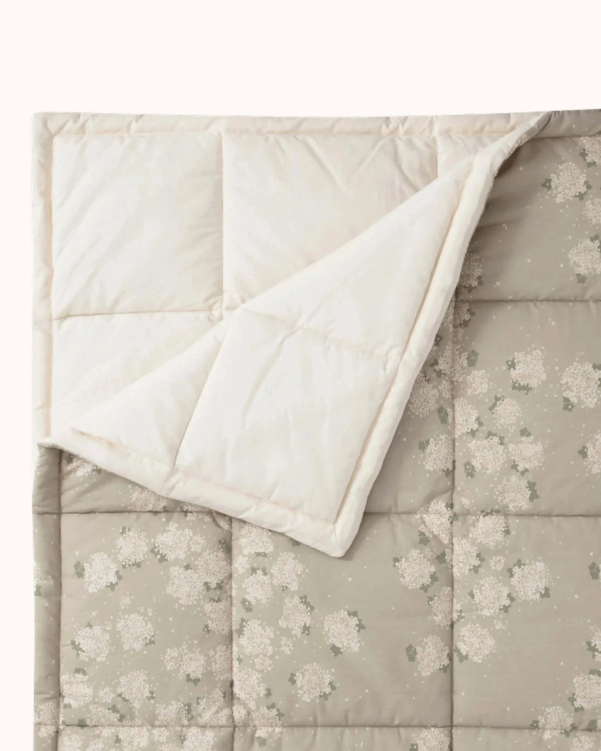 Percale Quilted Blanket in dogwood