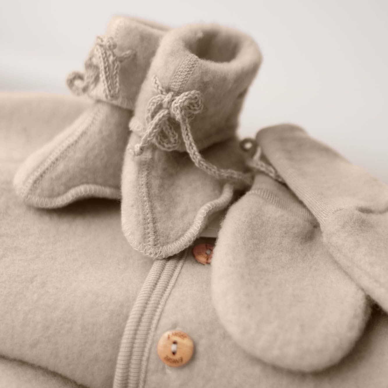 Wool Baby Booties in sand melange