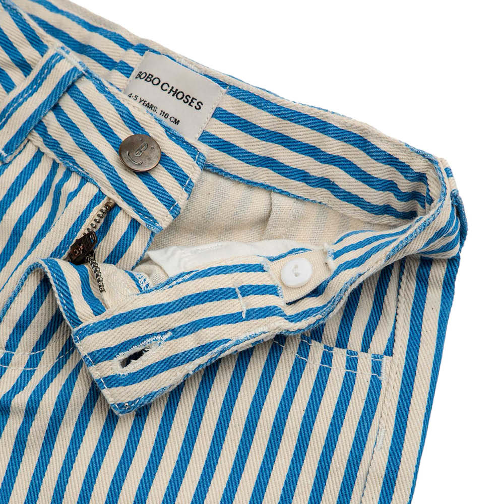 Jeans Shorts in hellblau gestreift