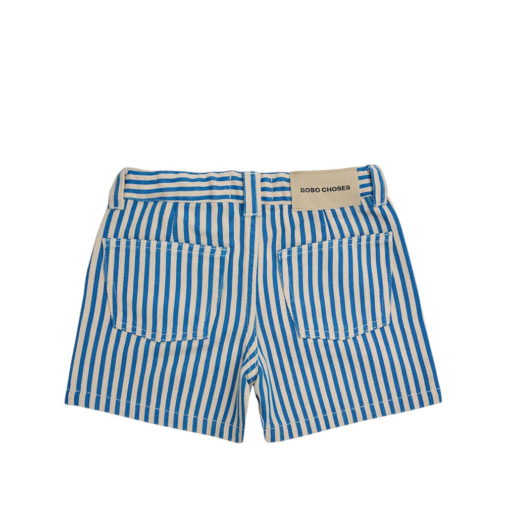 Short en jean à rayures bleu clair
