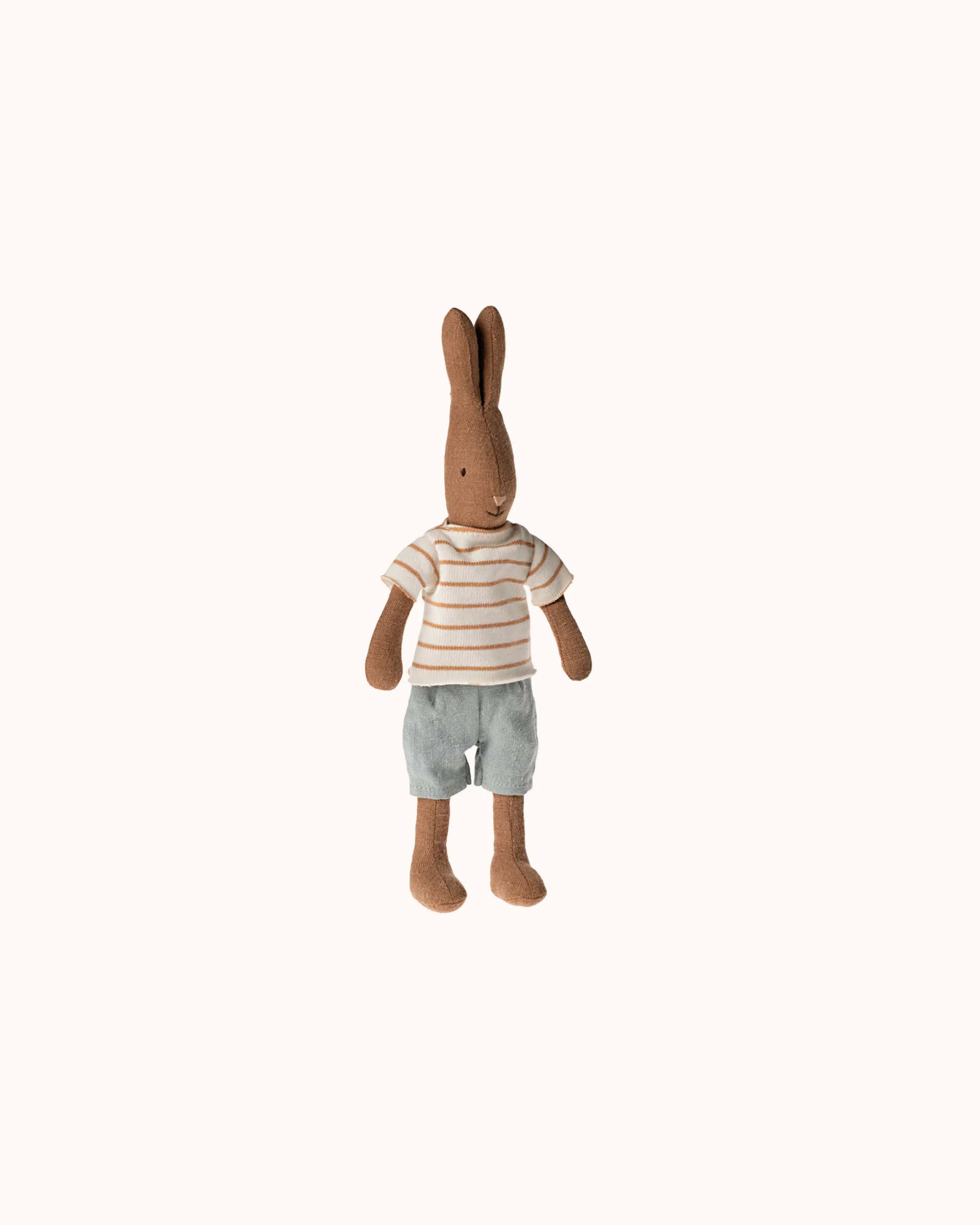 Kaninchen 1 mit gestreifter Bluse &amp; Shorts