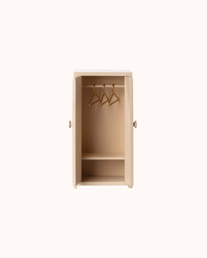 Mäuse Kleiderschrank in hellrosa