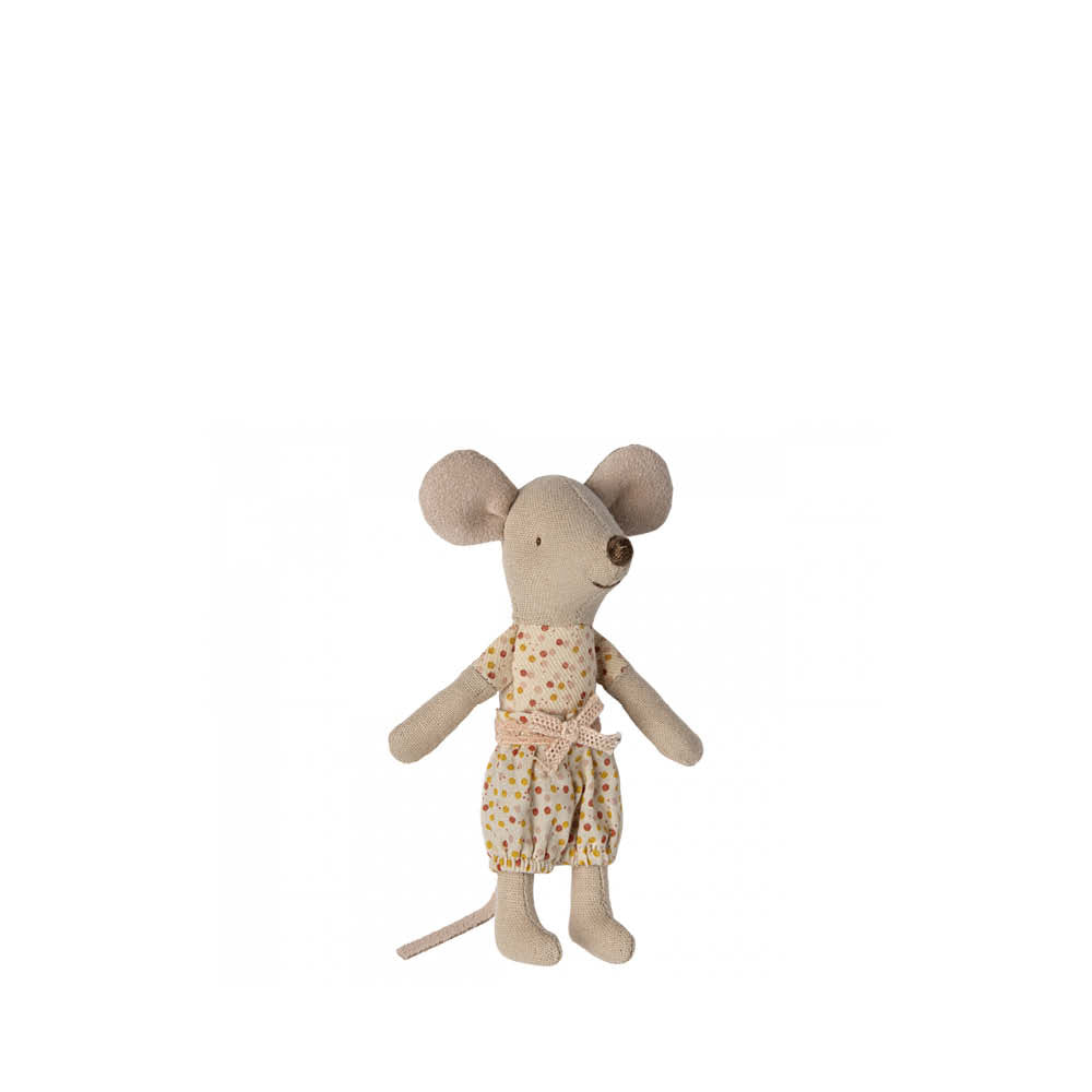 Little Sister Mouse in Matchbox