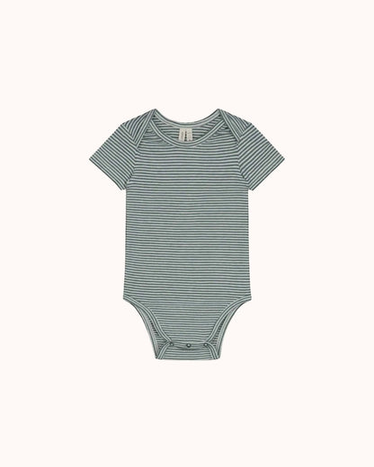 Kurzärmliger Baby Body in blue grey/cream
