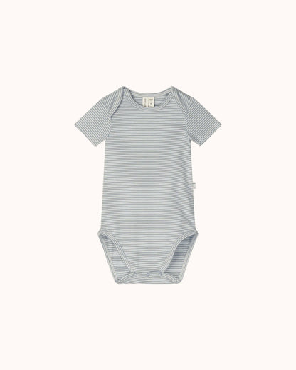 Short-sleeved Baby Body in stone gray/cream