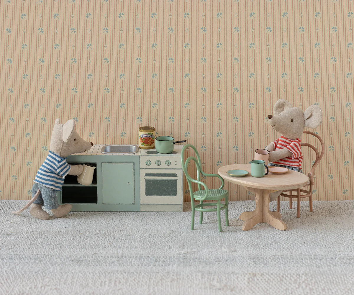Mouse Kitchen Counter