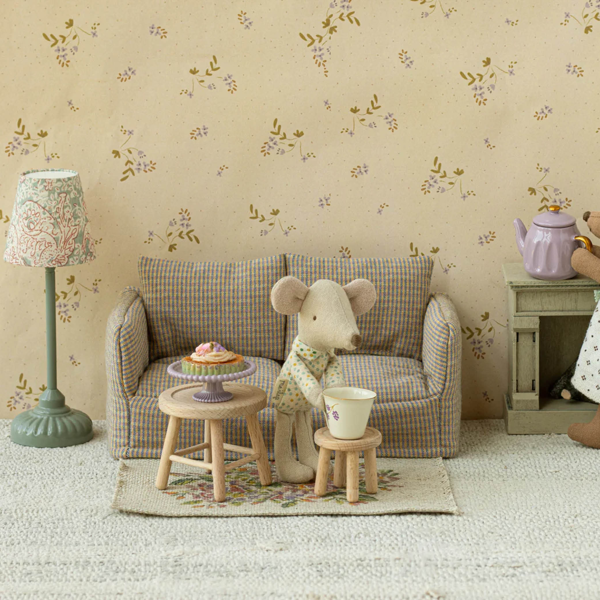 Small Mice Floor Lamp in mint