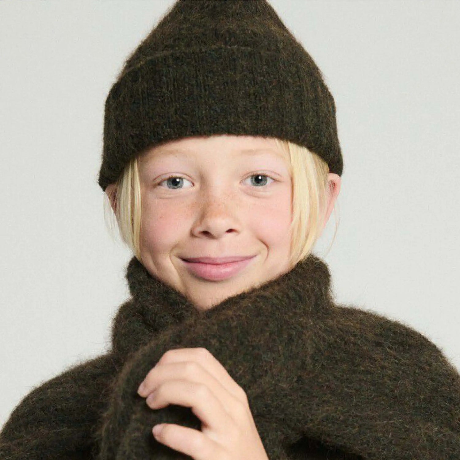 Beanie East in spruce melange