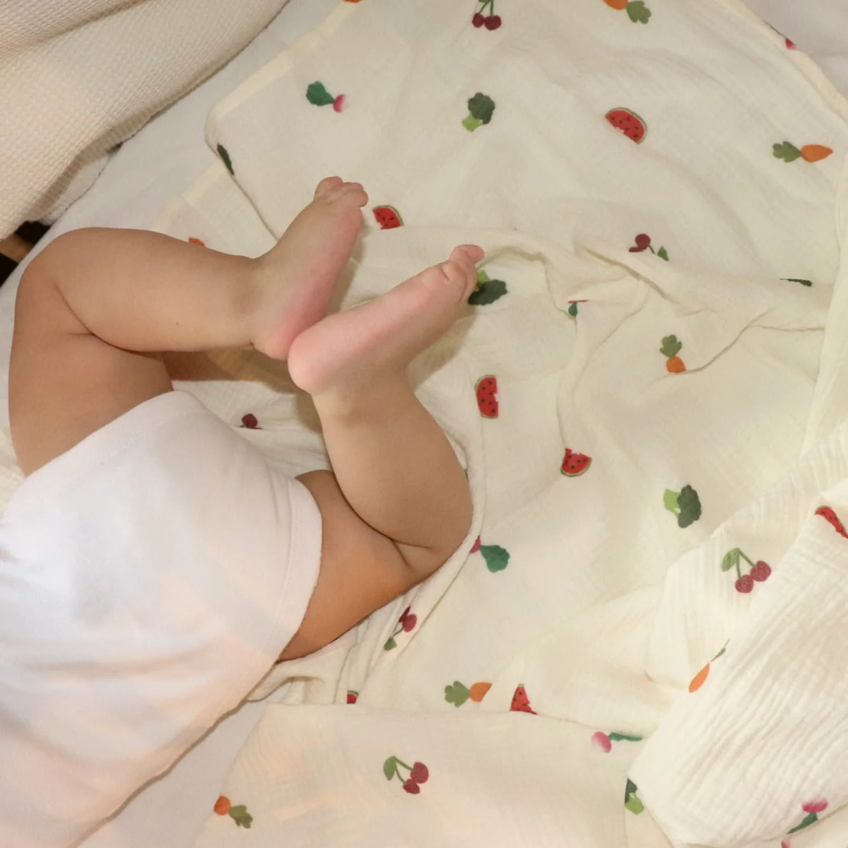 Musselin Swaddle Fruits &amp; Veggies