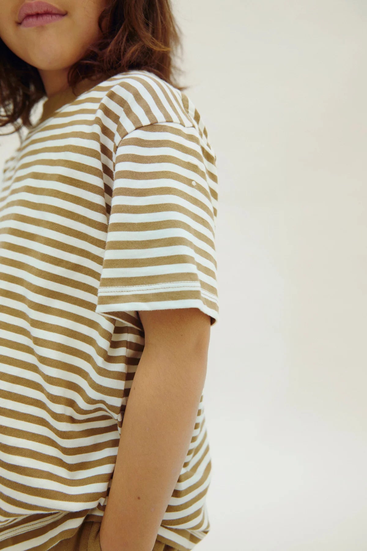 Short-sleeved oversized T-Shirt in woody/cream