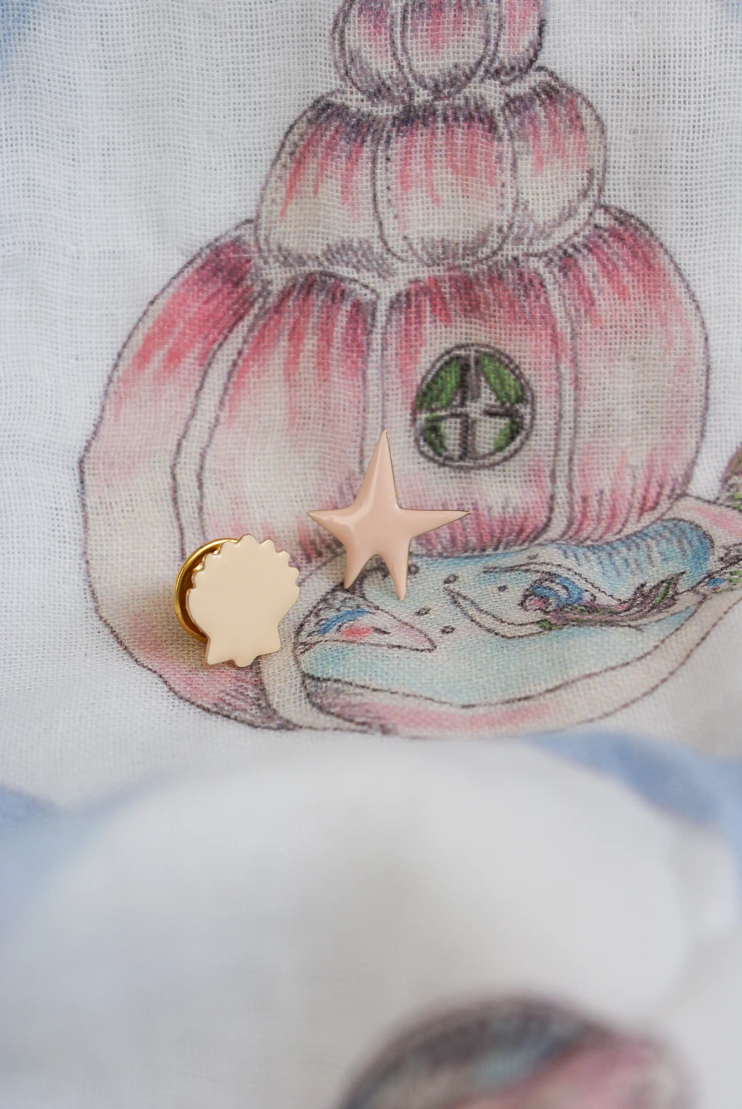 Pin, Hamilton die Muschel